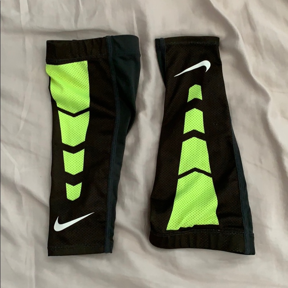 Nike Arm Compression